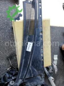 Kia Sorento Ön Cam Izgarası hatasız orjinal çıkma