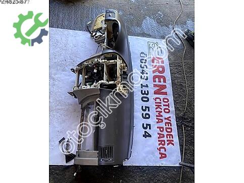 Kia Sorento Torpido Gözü çıkma parça