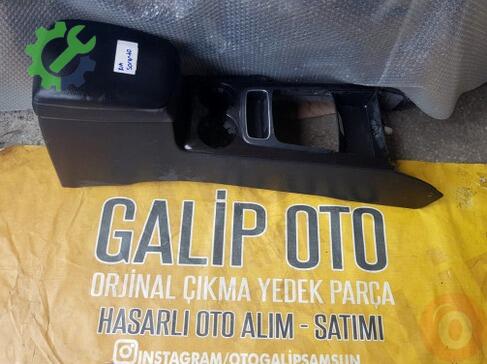 Kia Sorento Orta Konsol çıkma parça
