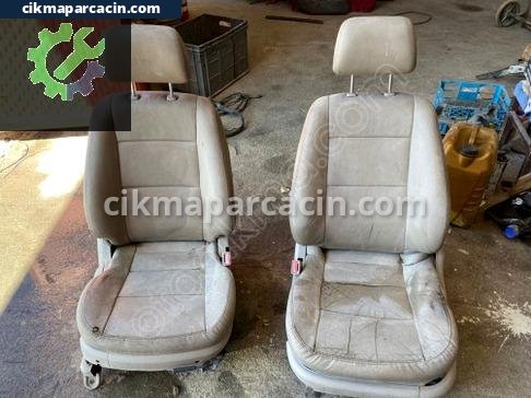 Kia Sorento Sağ Ön Koltuk çıkma parça