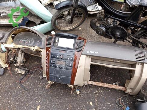 Kia Sorento Torpido çıkma parça