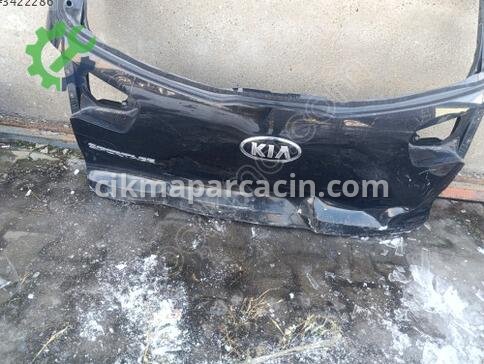 Kia Sportage Bagaj Kapağı çıkma parça