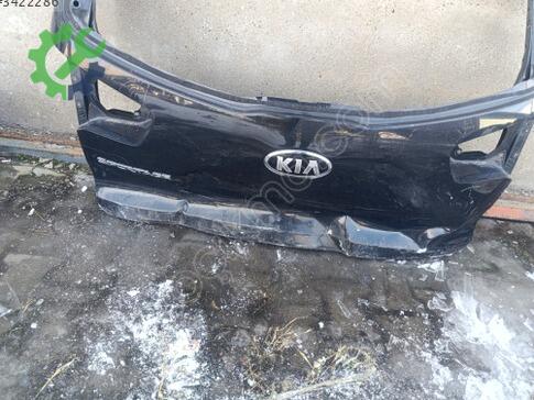 Kia Sportage Bagaj Kapağı çıkma parça