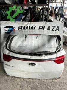 KİA SPORTAGE BAGAJ KAPAĞI