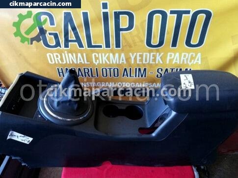 Kia Sportage Orta Konsol çıkma parça