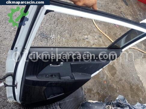 Kia Sportage Kapı Döşemesi çıkma parça