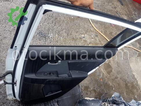 Kia Sportage Kapı Döşemesi çıkma parça