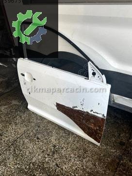Kia Sportage Sağ Ön Kapı çıkma parça