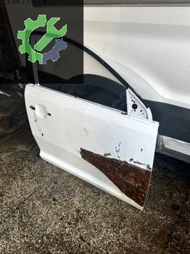 Kia Sportage Sağ Ön Kapı çıkma parça