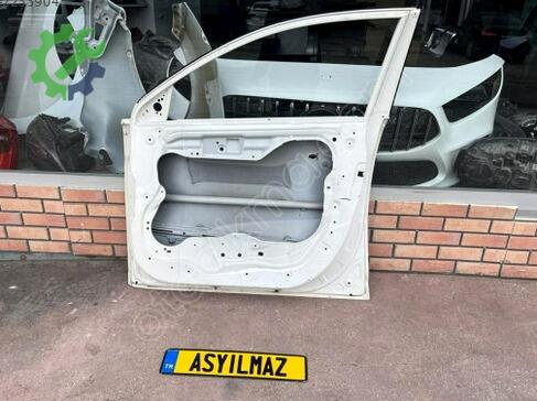 Kia Sportage Sağ Ön Kapı çıkma parça