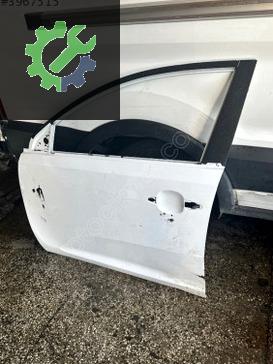 Kia Sportage Sol Ön Kapı çıkma parça