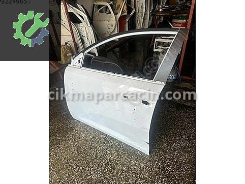 Kia Sportage Sol Ön Kapı çıkma parça