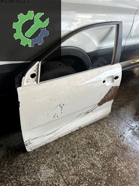 Kia Stonic Sol Ön Kapı çıkma parça