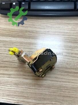 Hyundai H100 Sağ Kapı Kilidi 81220-43004 çıkma parça