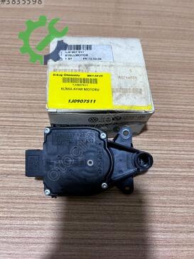 Volkswagen Passat Klima Kompresörü 1J0907511 çıkma parça