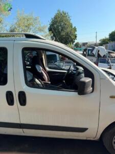 fiat fiorino sağ ön kapı 2015 beyaz
