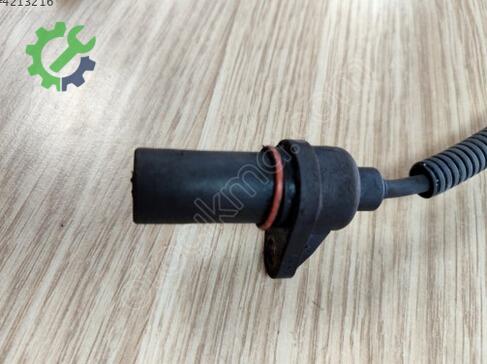 Hyundai Accent Krank Pozisyon Sensörü 39180-27000 çıkma parça
