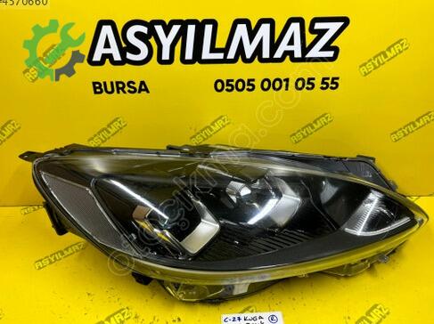 Ford Kuga Sağ Ön Far çıkma parça