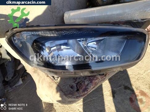 Ford Tourneo Courier Sağ Ön Far çıkma parça