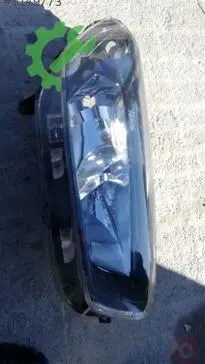 Ford Tourneo Courier Sağ Ön Far çıkma parça
