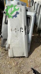 L200 Mıtsubişhi arka bagaj kapı
