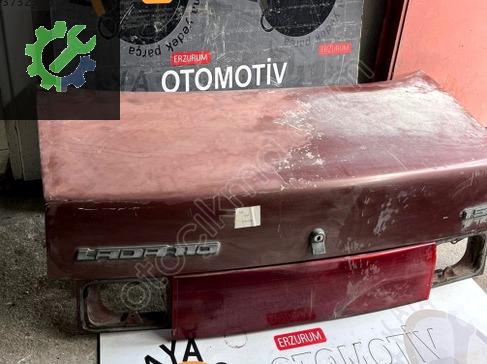 Lada Vega Bagaj Kapağı çıkma parça