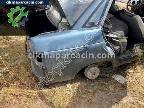 Lada Vega Sağ Arka Çamurluk çıkma parça