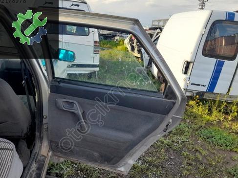 Lada Vega Sağ Arka Kapı çıkma parça