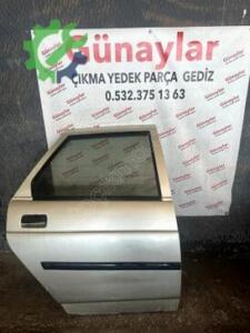 Çıkma Lada Vega Sağ Arka Kapı