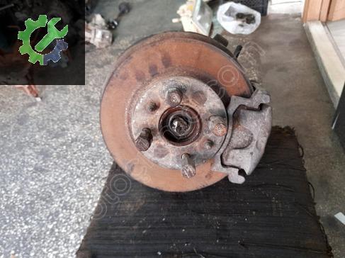 Lada Vega Sağ Ön Taşıyıcı çıkma parça