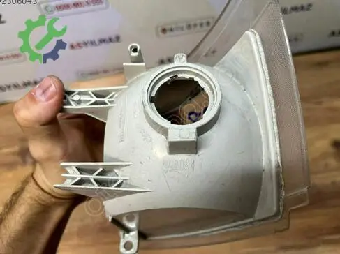 Lada Vega Sinyal çıkma parça