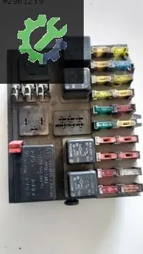 Lada Vega Sigorta Tablası çıkma parça