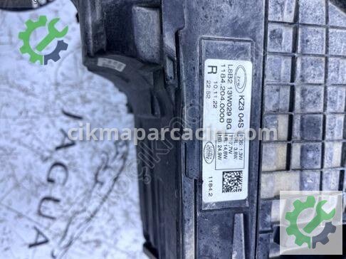 Land Rover Defender Sağ Ön Far L8B213W029BG çıkma parça