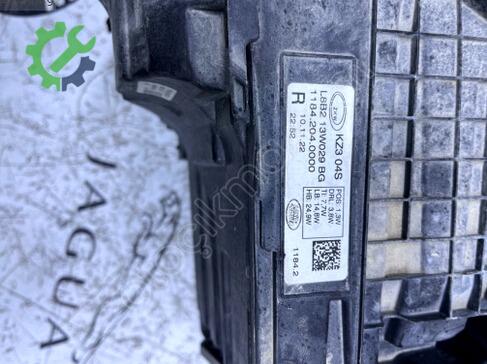 Land Rover Defender Sağ Ön Far L8B213W029BG çıkma parça