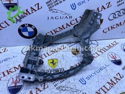 Land Rover Defender Sağ Ön Far L8B213N078-AG çıkma parça