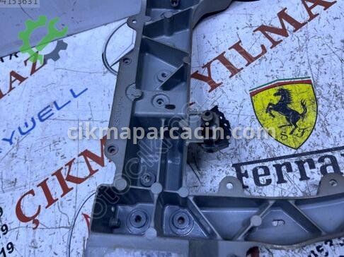 Land Rover Defender Sağ Ön Far L8B213N078-AG çıkma parça