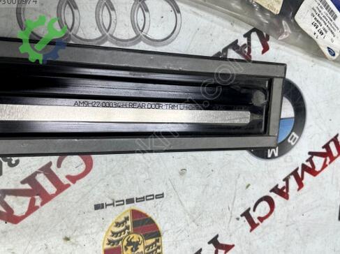 Land Rover Discovery Kapı Bandı & Çıtası AM9H22-00034 çıkma parça