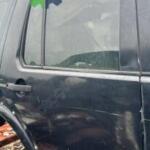LAND ROVER DİSCOVERY SAĞ ARKA KAPI ORJINAL HATASIZ SÖKME