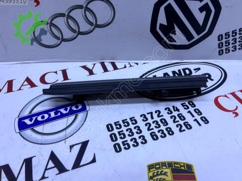 Land Rover Range Rover Sağ Ön Çamurluk BJ32280B10AB çıkma parça