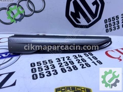 Land Rover Range Rover Sağ Ön Çamurluk BJ32280B10AB çıkma parça