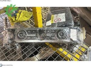 LAND ROVER MÜZİK ÇALAR PANELİ