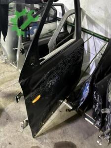 Land Rover Range Rover Orijinal Çıkma Sol Ön Kapı