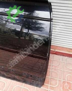 Land Rover Range Rover Sağ Arka Kapı çıkma parça