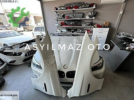 Land Rover Range Rover Sağ Ön Çamurluk çıkma parça