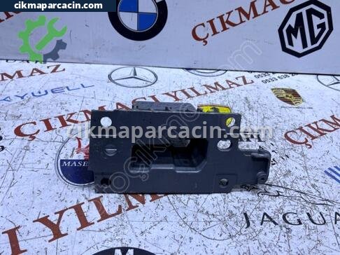 Land Rover Defender Tampon Demiri çıkma parça