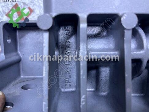Land Rover Defender Tampon Demiri çıkma parça