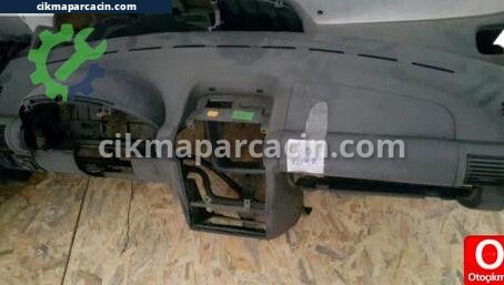 Land Rover Freelander Torpido çıkma parça