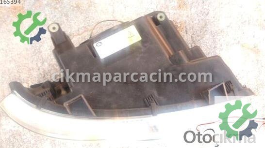 Land Rover Range Rover Sağ Ön Far çıkma parça