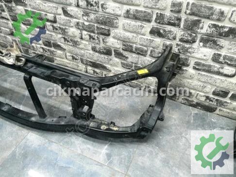 Land Rover Range Rover Ön Panel JK6216E144AA çıkma parça