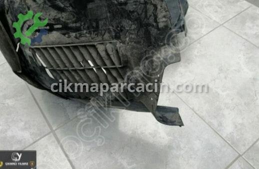 Land Rover Range Rover Davlumbaz J8A2-16A574-AD çıkma parça